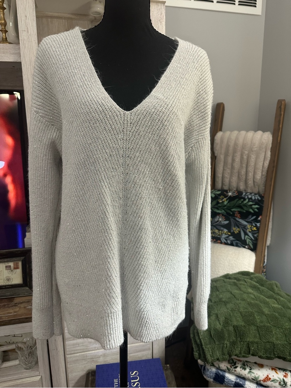 INC International Concepts Light Gray V-Neck Sweater